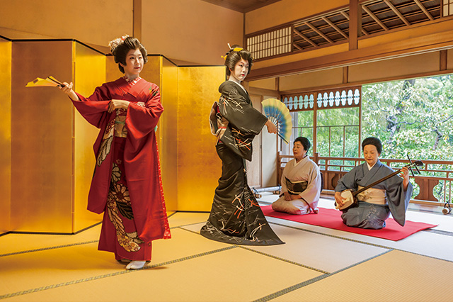 Niigata Furumachi Geigi(Geisha)Traditional Dance